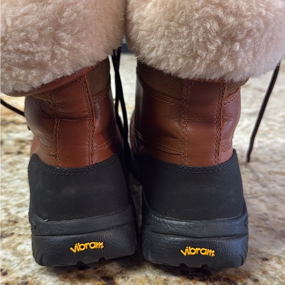 Snow boots - Picture 3 of 6